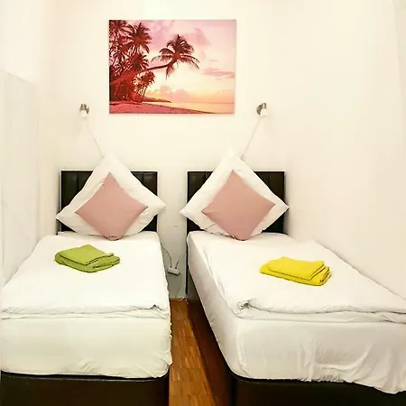 ❤ Central, Spacious Appartement, Wifi, Kitchen ❤ Apartment Nuremberg