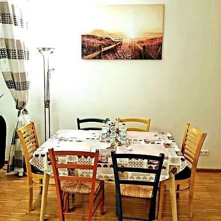 ❤ Central, Spacious Appartement, Wifi, Kitchen ❤ Apartment Nuremberg